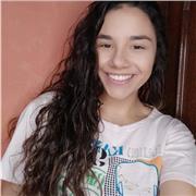 Professora de português, literatura e redação graduanda da UFMG